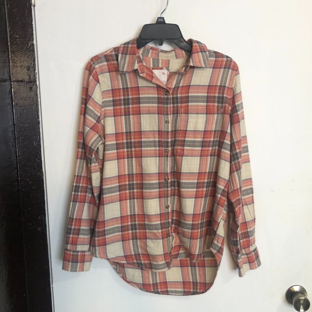 So Cozy LS Button down Flannel Red & Black, Size Medium